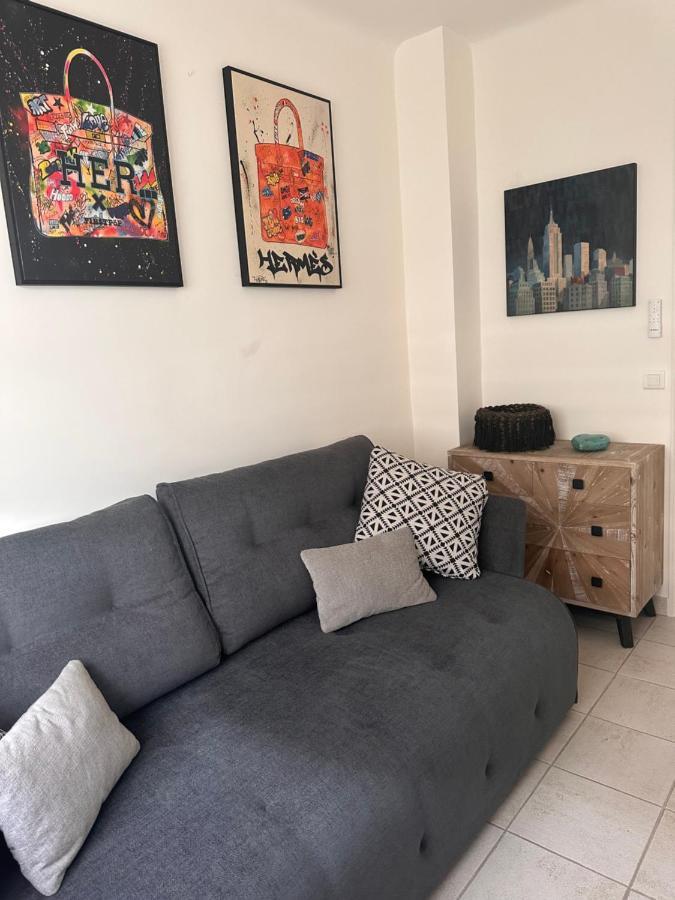 Premium Sea Front Apartment Le Lavandou Exterior photo